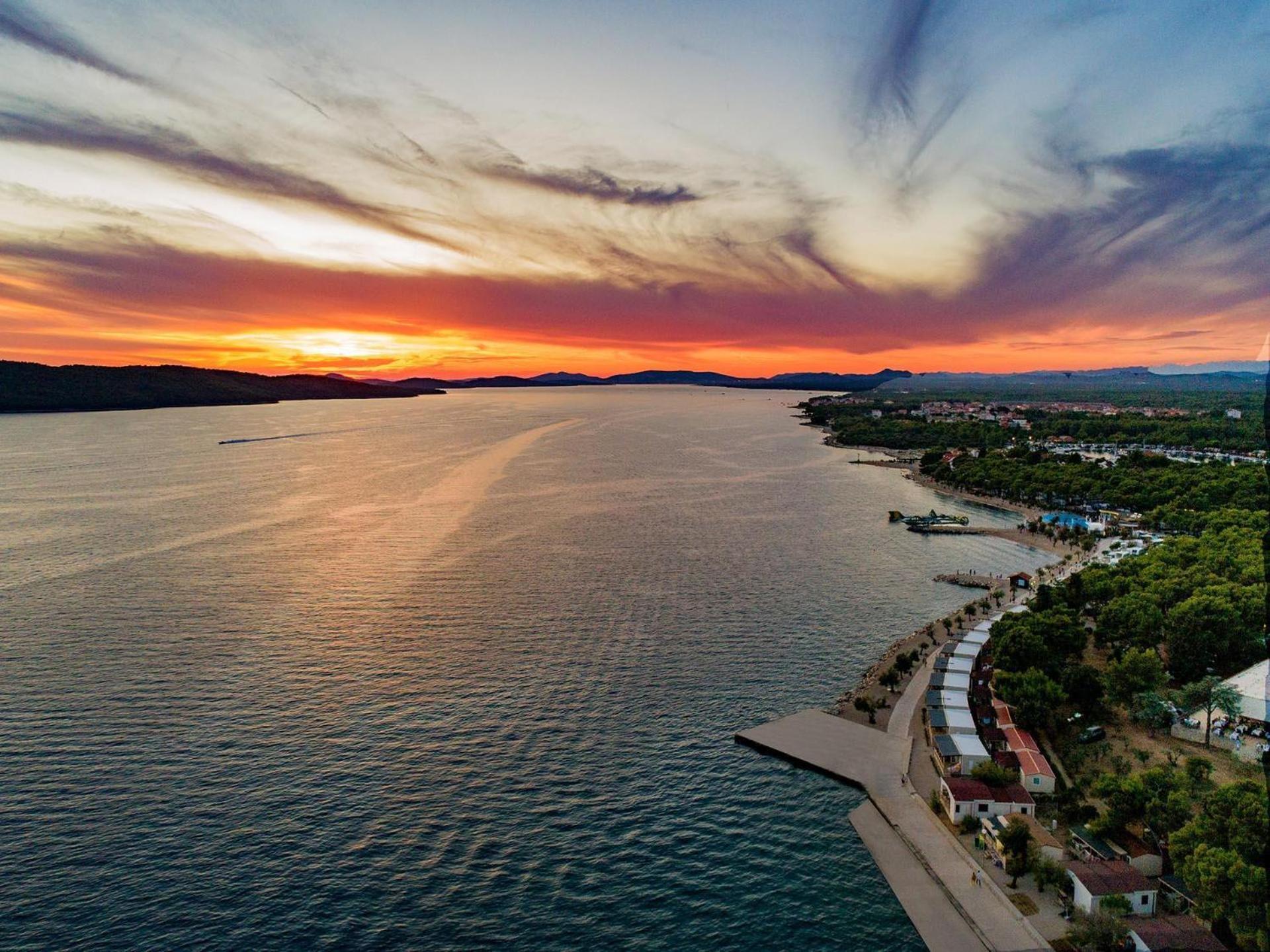 Deluxe Beach Mobile Homes Sibenik Exterior photo